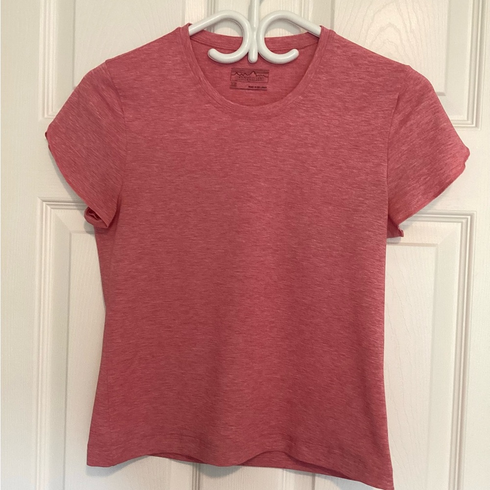 Patagonia Women's Short Sleeve Tee in Heathered Pink